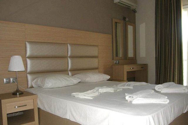 Rachoni Bay Resort